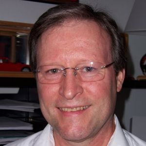 bruce holt